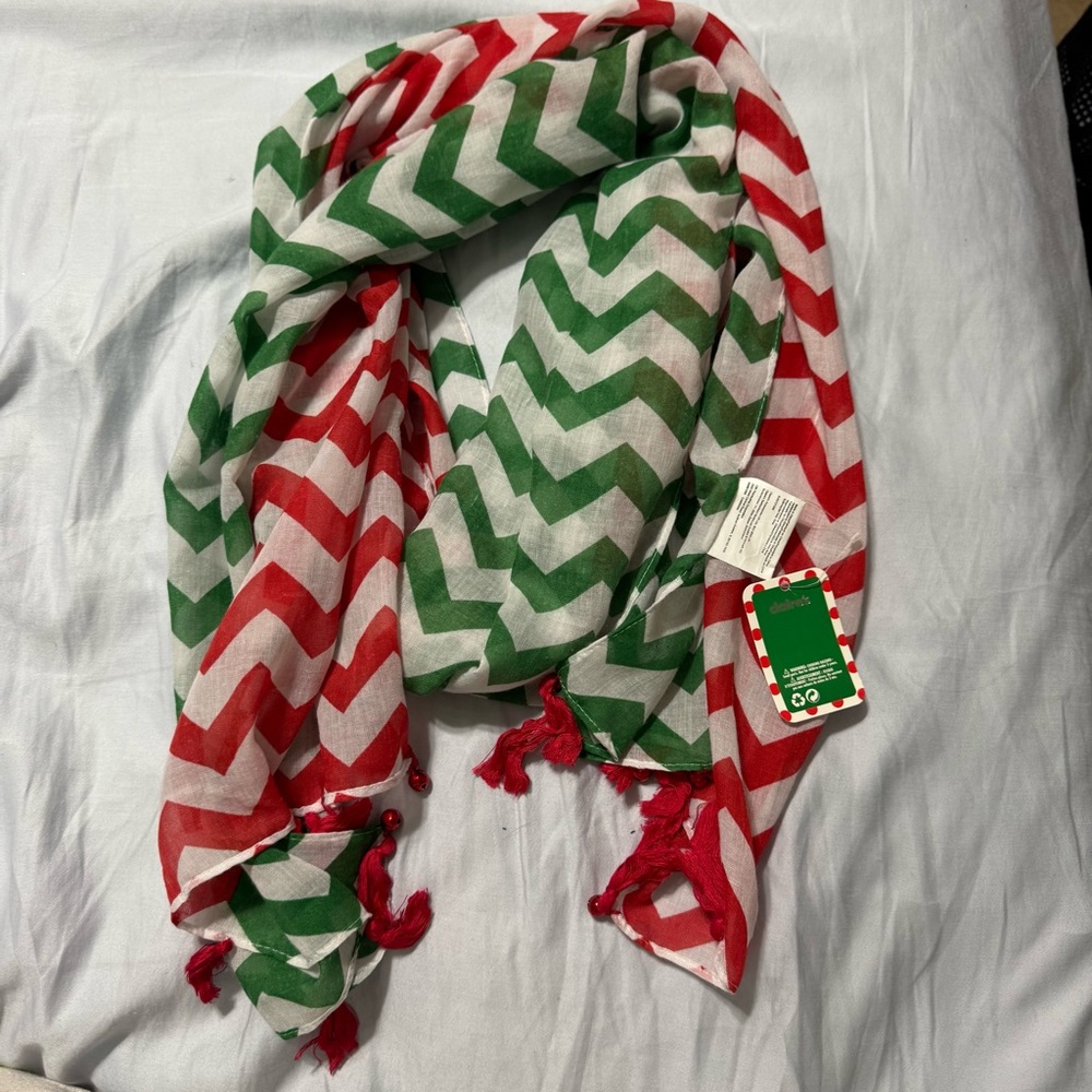 Claire’s Red and Green Chevron Scarf